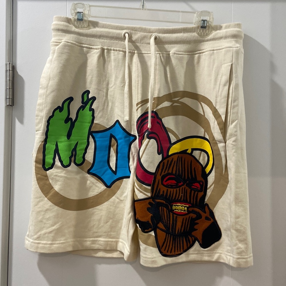 Rebel Minds medium men's shorts